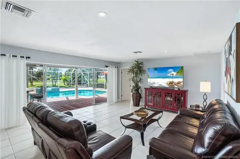 3501 SE Fairway W Stuart FL 34997