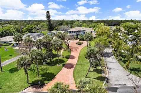 10305 S Indian River Drive Fort Pierce FL 34982