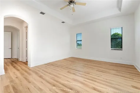 255 SE Calmo Circle Port St Lucie FL 34984