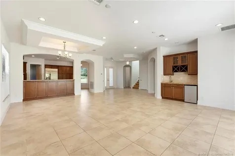 255 SE Calmo Circle Port St Lucie FL 34984