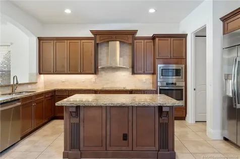 255 SE Calmo Circle Port St Lucie FL 34984