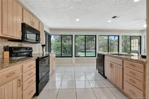 5686 SE Sailfish Way Stuart FL 34997