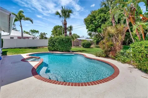 5686 SE Sailfish Way Stuart FL 34997