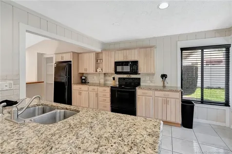 5686 SE Sailfish Way Stuart FL 34997