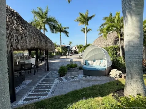 324 NW Chipshot Lane Port St Lucie FL 34986