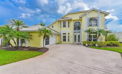 710 SE Essex Drive Port St Lucie FL 34984
