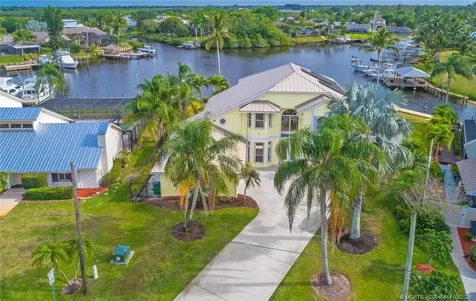 710 SE Essex Drive Port St Lucie FL 34984