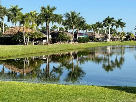 274 NW Hazard Way Port St Lucie FL 34986