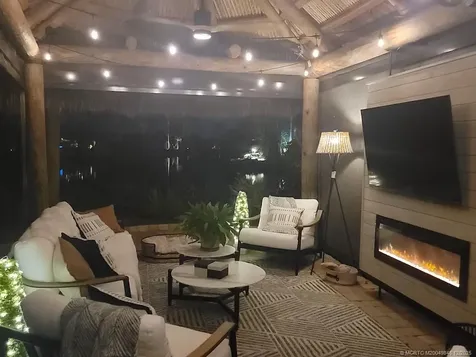 274 NW Hazard Way Port St Lucie FL 34986