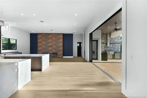 179 SE Via Terra Bella Port St Lucie FL 34952