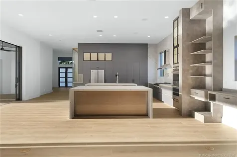 179 SE Via Terra Bella Port St Lucie FL 34952