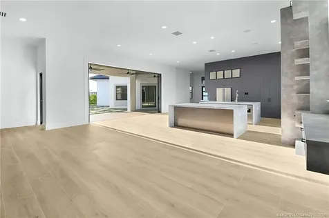 179 SE Via Terra Bella Port St Lucie FL 34952