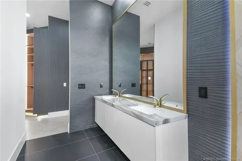 179 SE Via Terra Bella Port St Lucie FL 34952