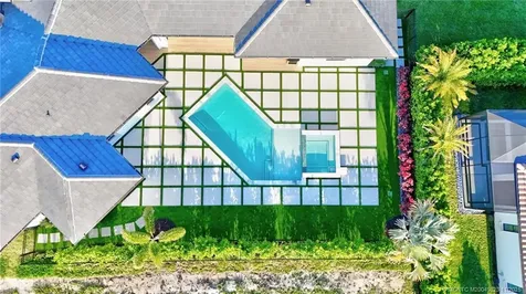 179 SE Via Terra Bella Port St Lucie FL 34952