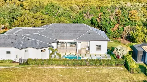 179 SE Via Terra Bella Port St Lucie FL 34952