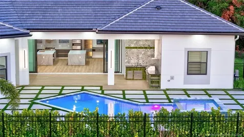 179 SE Via Terra Bella Port St Lucie FL 34952