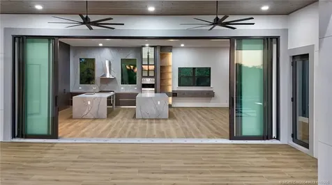 179 SE Via Terra Bella Port St Lucie FL 34952