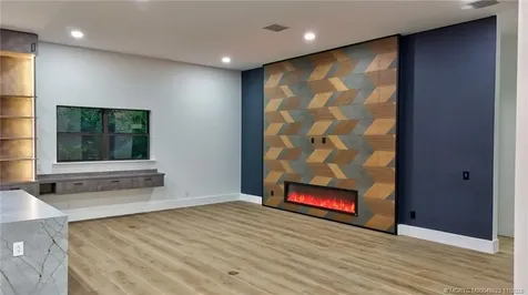 179 SE Via Terra Bella Port St Lucie FL 34952