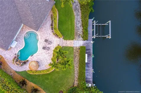 4020 SE Whiticar Way Stuart FL 34997