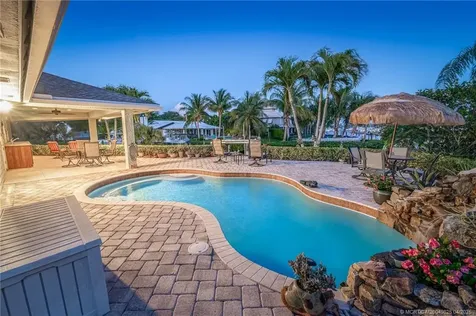 4020 SE Whiticar Way Stuart FL 34997