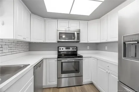 450 SW South River Drive Stuart FL 34997