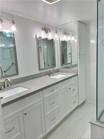 6131 SE Martinique Drive Stuart FL 34997