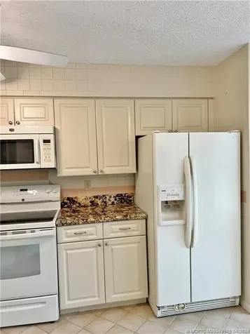 6131 SE Martinique Drive Stuart FL 34997