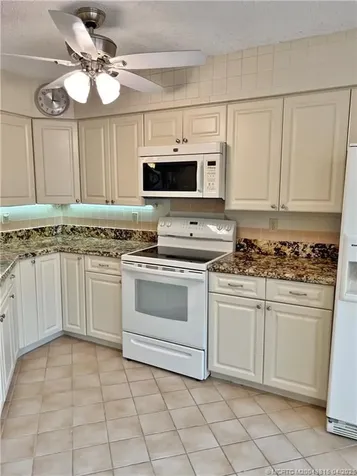 6131 SE Martinique Drive Stuart FL 34997