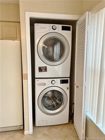 6131 SE Martinique Drive Stuart FL 34997