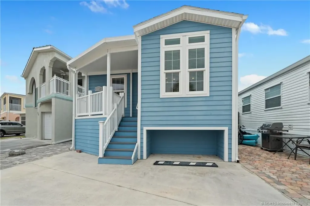 445 Nettles Boulevard Jensen Beach FL 34957