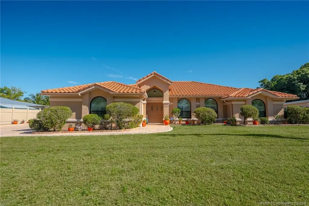 382 S Naranja Avenue Port Saint Lucie FL 34983