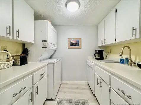 3792 NE Ocean Boulevard Jensen Beach FL 34957