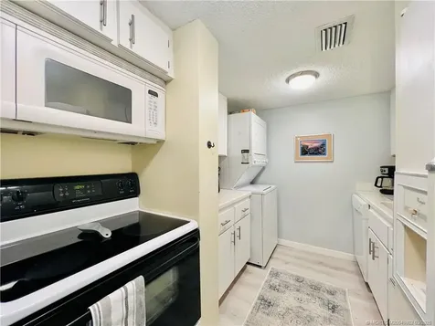 3792 NE Ocean Boulevard Jensen Beach FL 34957