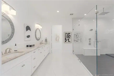 409 SE Saint Lucie Boulevard Stuart FL 34996