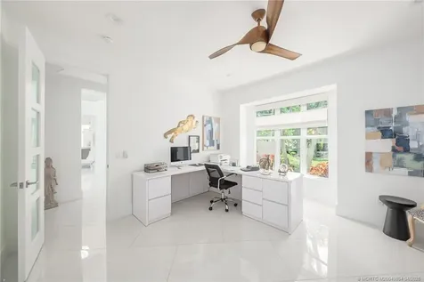 409 SE Saint Lucie Boulevard Stuart FL 34996