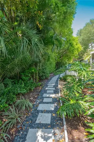 409 SE Saint Lucie Boulevard Stuart FL 34996