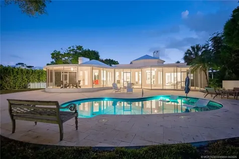 409 SE Saint Lucie Boulevard Stuart FL 34996