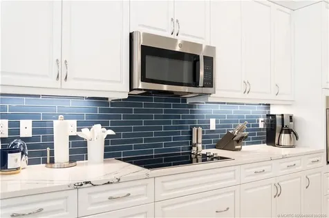 9295 SW Miracoli Way Port St Lucie FL 34987