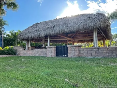 83 NW Putter Pointe Port Saint Lucie FL 34986