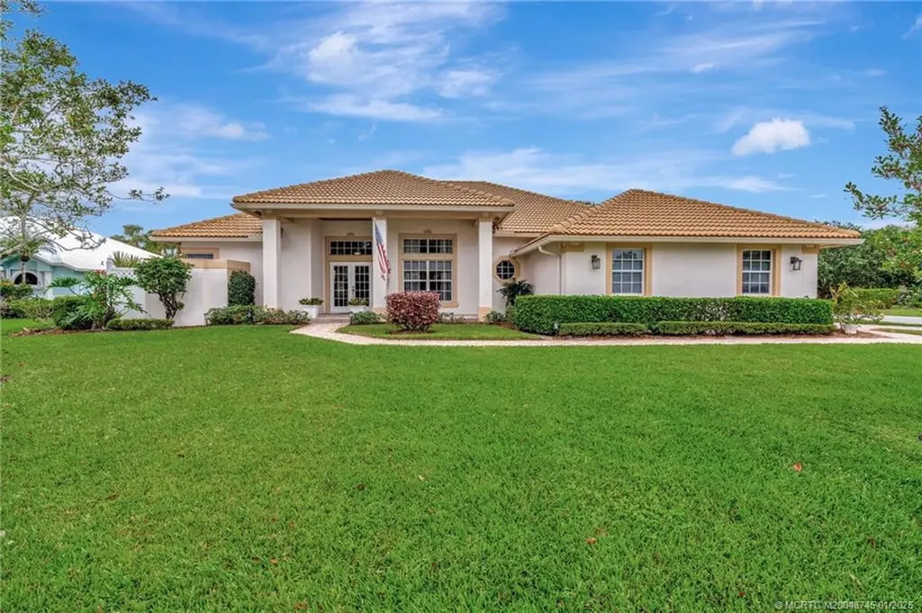 7983 SE Osprey Street Hobe Sound FL 33455