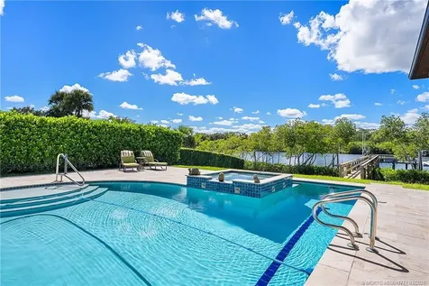 201 SE Fiore Bello Port St Lucie FL 34952