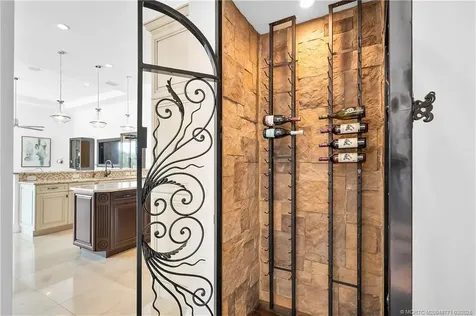 201 SE Fiore Bello Port St Lucie FL 34952