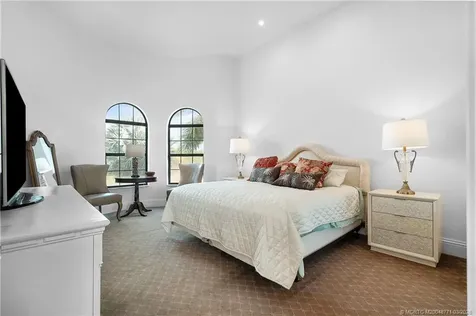 201 SE Fiore Bello Port St Lucie FL 34952