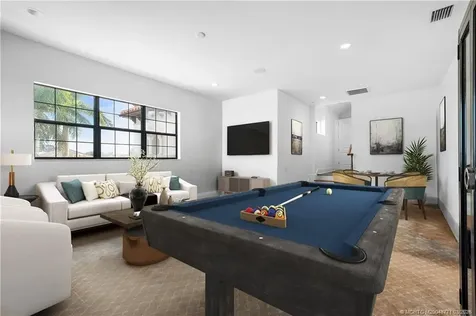 201 SE Fiore Bello Port St Lucie FL 34952