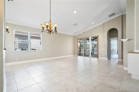 10072 SW Oak Tree Circle Port St Lucie FL 34987