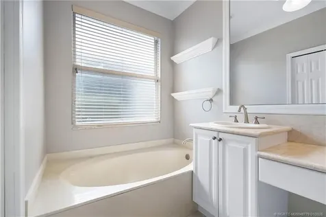 10072 SW Oak Tree Circle Port St Lucie FL 34987