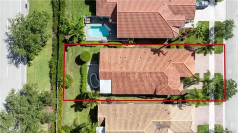 10072 SW Oak Tree Circle Port St Lucie FL 34987