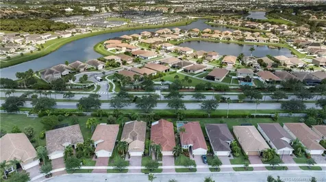 10072 SW Oak Tree Circle Port St Lucie FL 34987