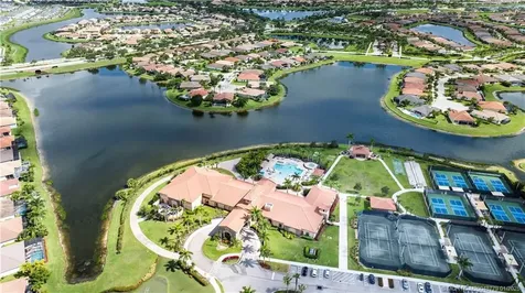 10072 SW Oak Tree Circle Port St Lucie FL 34987
