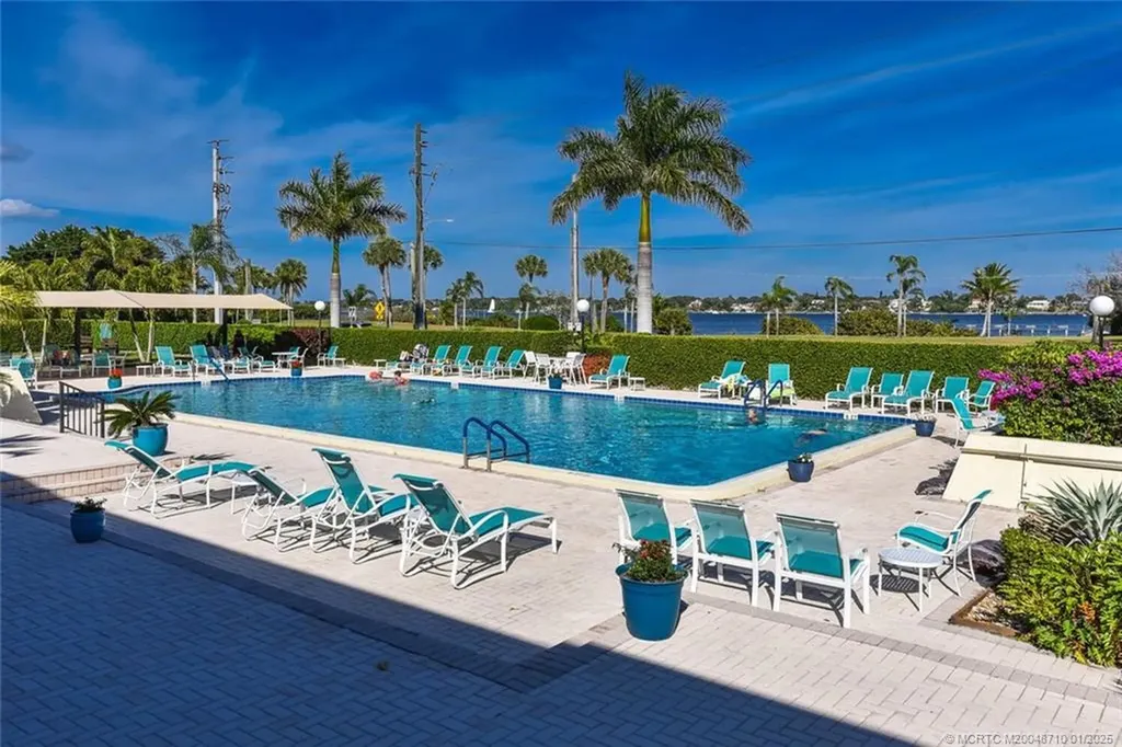 1800 SE Saint Lucie Boulevard Stuart FL 34996
